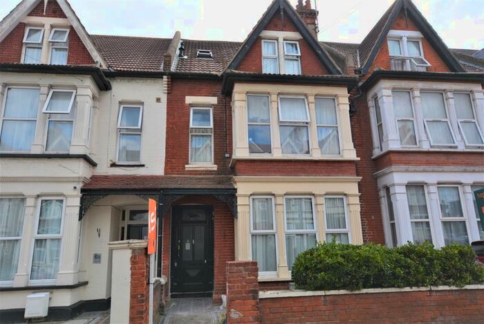 1 Bedroom Flat To Rent In York Road, Southend-On-Sea, SS1