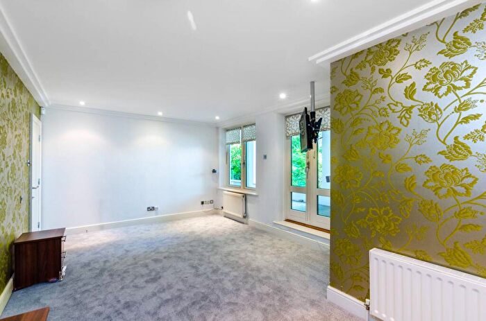 2 Bedroom Flat To Rent In Hampstead, Hampstead, London, NW3