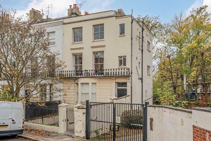 2 Bedroom Flat To Rent In Bolton Road, St. John's Wood, NW8