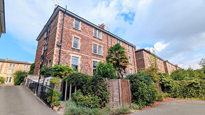 3 Bedroom Flat To Rent In Apsley Road, Bristol, BS8