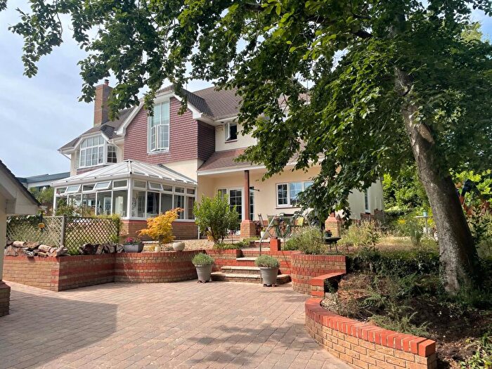 4 Bedroom Detached House For Sale In Blake Hill Crescent, Lilliput, Poole, BH14