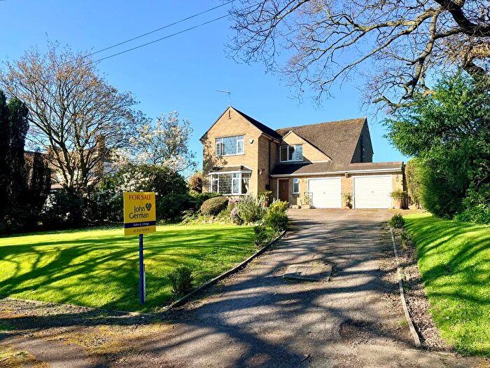 4 Bedroom Detached House For Sale In Broadway, Duffield, DE56