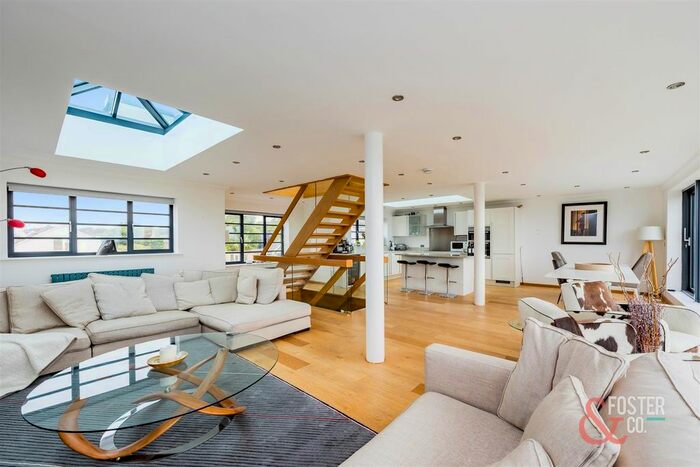 3 Bedroom Property To Rent In Sea Way, Elmer, Bognor Regis, PO22