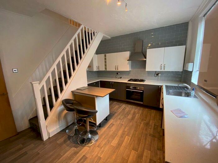 3 Bedroom Terraced House To Rent In Longfield Road, Bolton, BL3