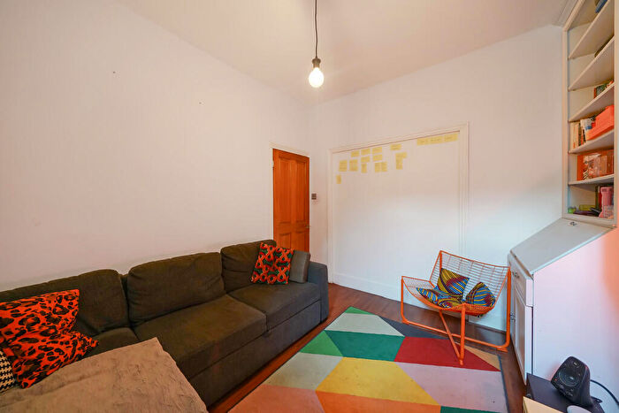 3 Bedroom Terraced House For Sale In Bedroom House For Sale In Catford, SE6