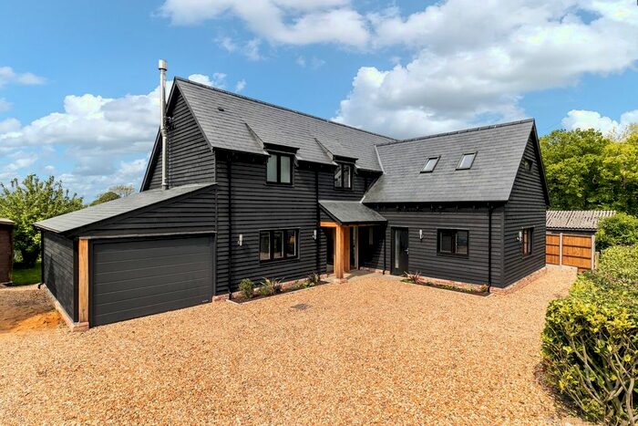 4 Bedroom Detached House For Sale In Ermine Way, Arrington SG8