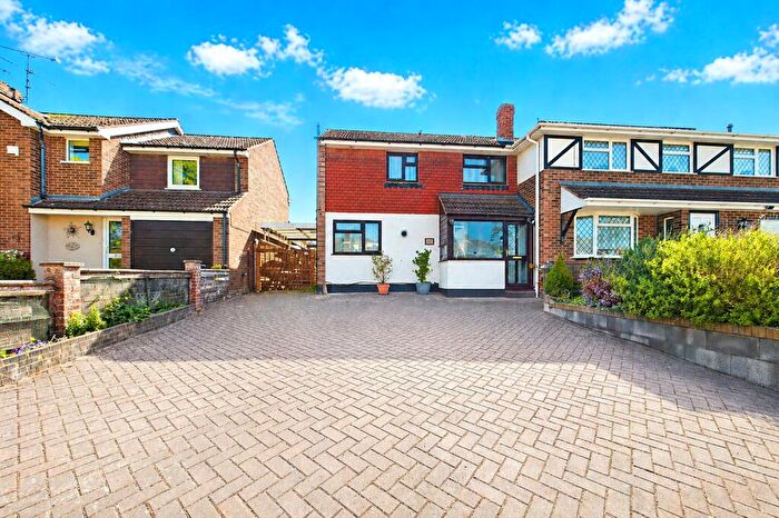 3 Bedroom Semi-Detached House For Sale In Fullbrook Crescent, Tilehurst, Reading, Berkshire, RG31