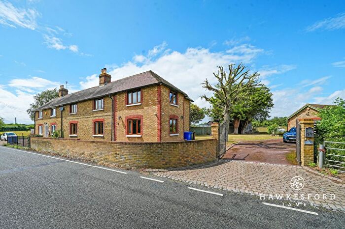 4 Bedroom Semi Detached House For Sale In Lower Road, Tonge, ME9