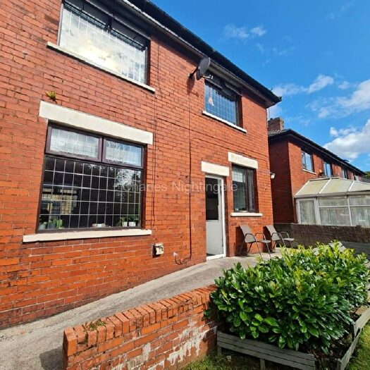 3 Bedroom Semi-Detached House To Rent In Birch Road, Wardle, Rochdale, Greater Manchester., OL12