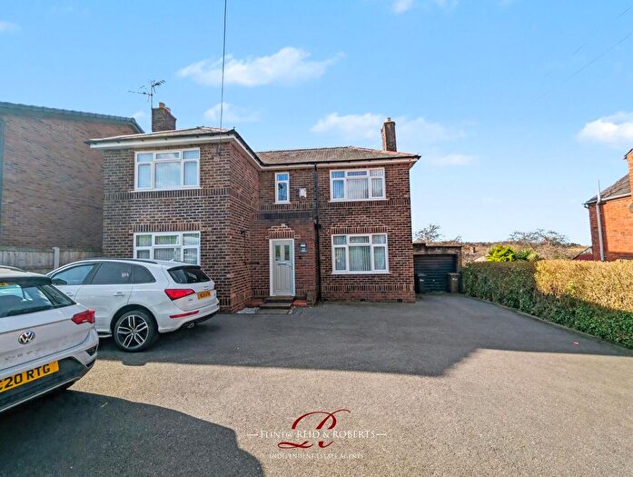 3 Bedroom Detached House For Sale In Northop Road, Flint, CH6