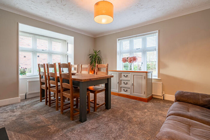 3 Bedroom Detached House For Sale In Thorpe St Andrew, NR7