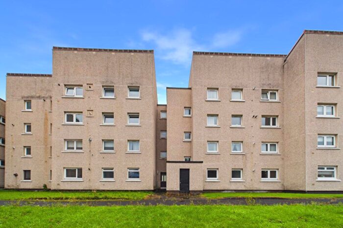 2 Bedroom Flat To Rent In Maclean Square, Glasgow, G51