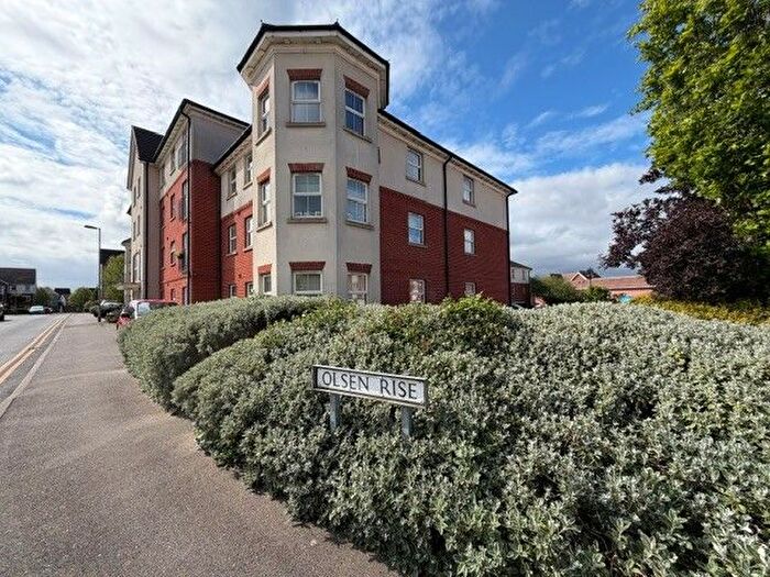 2 Bedroom Flat To Rent In Olsen Rise, Lincoln, LN2