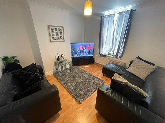 1 Bedroom Semi-Detached House To Rent In Cemetery Road, Ipswich, IP4