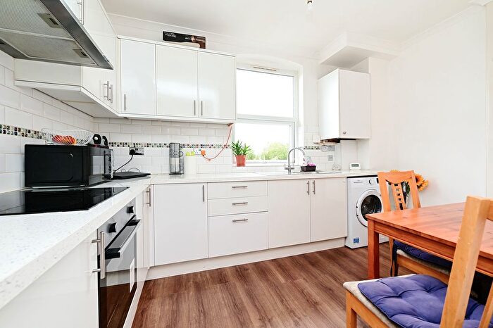 1 Bedroom Flat To Rent In Lynchford Road, Farnborough, GU14