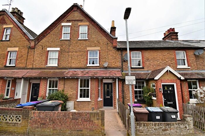 3 Bedroom End Of Terrace House To Rent In Elm Grove, Bishop's Stortford, CM23