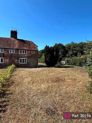 2 Bedroom Semi-Detached House For Sale In Elstead Road, Farnham, GU10