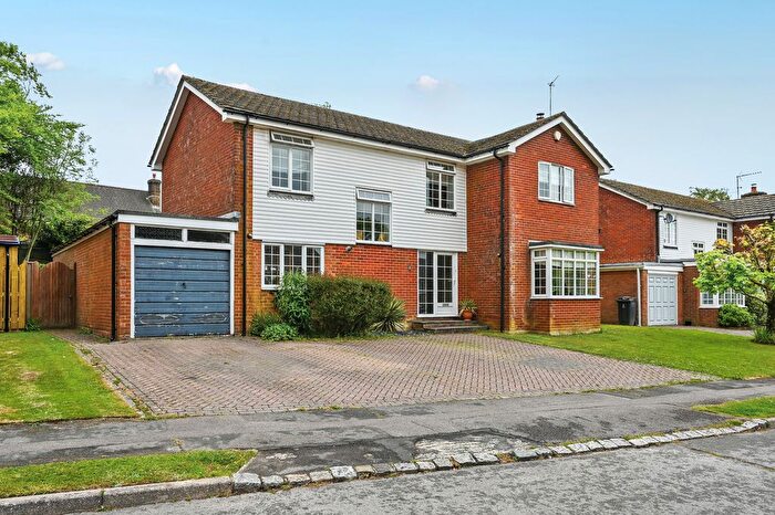 4 Bedroom Detached House For Sale In Swift Close, Crowborough, TN6