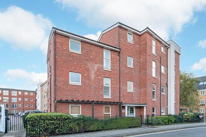 1 Bedroom Flat For Sale In Burcher Gale Grove, London, SE15