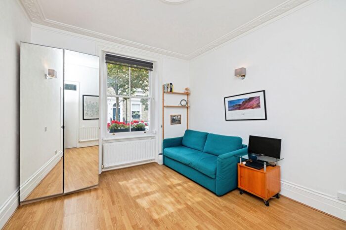 Studio For Sale In Ifield Road, London, SW10
