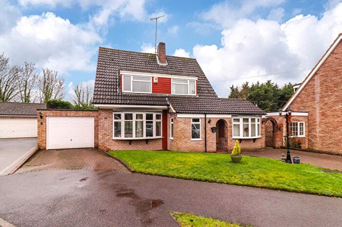 3 Bedroom Detached House For Sale In Fernhills, Hunton Bridge, WD4
