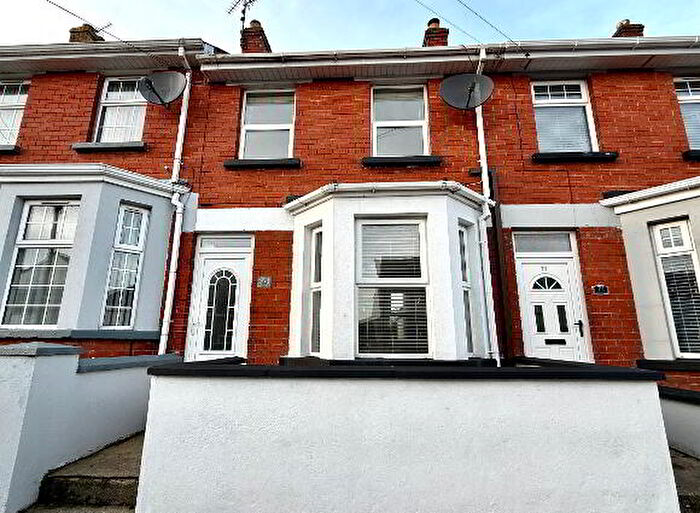 3 Bedroom Mid Terraced House For Sale In Marlborough Road, Derry, BT48
