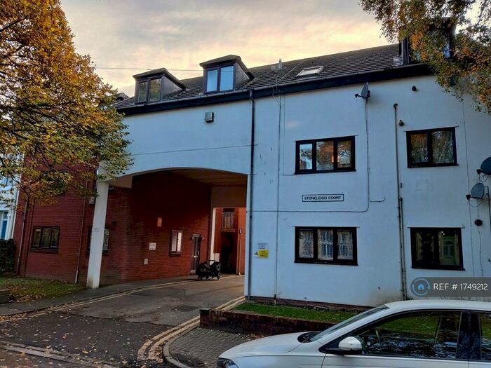 2 Bedroom Flat To Rent In Stoneleigh Court, Cardiff, CF11