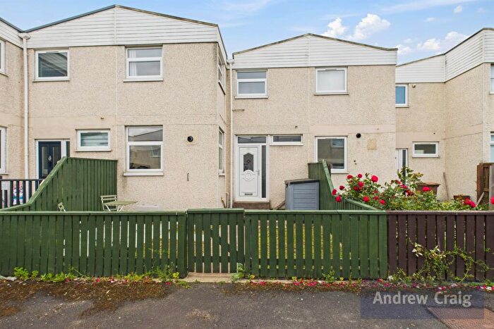 3 Bedroom Terraced House For Sale In Angus Close, Killingworth, NE12