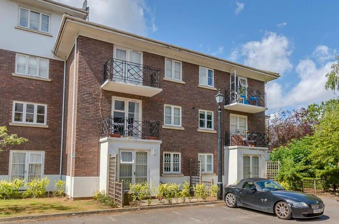 Studio To Rent In Brompton Park Crescent, Fulham, London, SW6