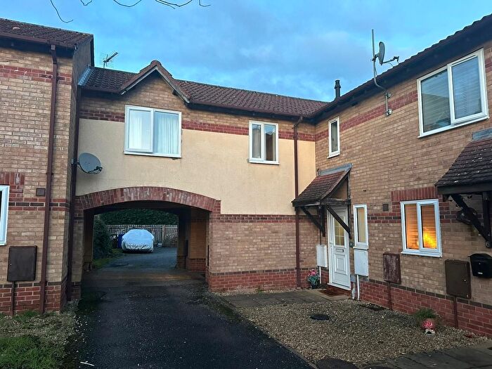 1 Bedroom Terraced House To Rent In Acorn Close, Bicester, OX26