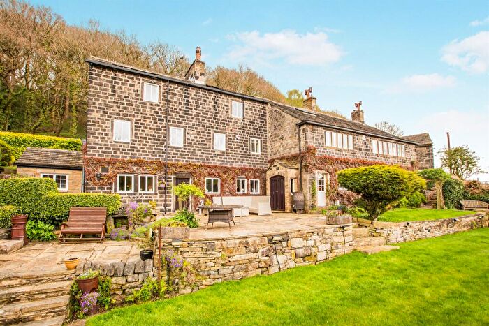5 Bedroom Detached House For Sale In Stoney Spring, Brearley, Halifax, HX2
