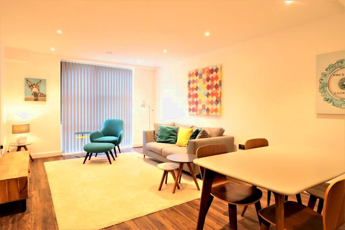 2 Bedroom Flat To Rent In Camden House, Pope Street, Birmingham, B1