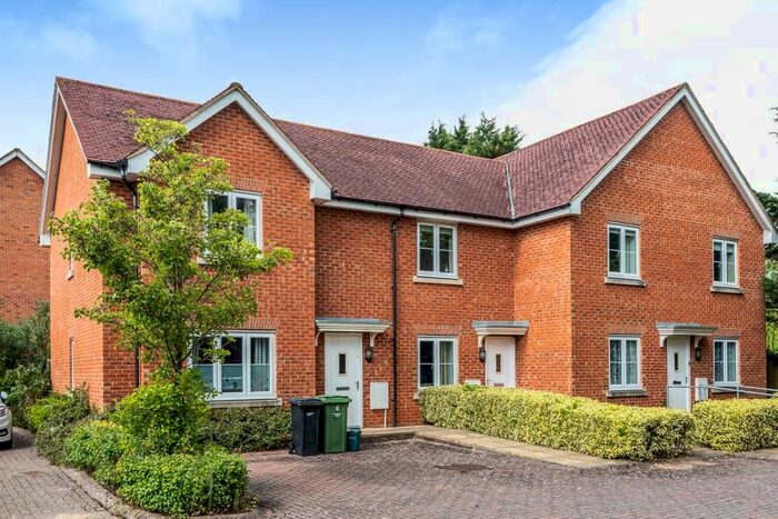 2 Bedroom Flat To Rent In Abingdon, Oxfordshire, OX14