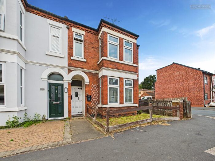 4 Bedroom Semi-Detached House For Sale In Mayors Walk, Peterborough, PE3