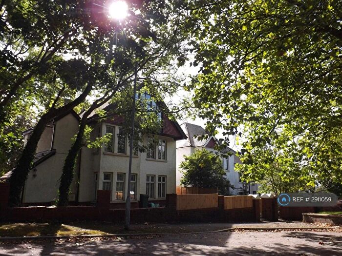 2 Bedroom Flat To Rent In Pen-Y-Lan Road, Cardiff, CF23