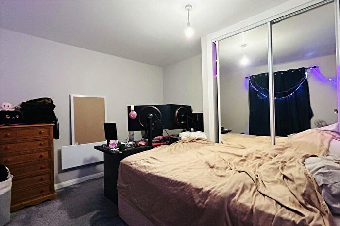 1 Bedroom Flat For Sale In Farnborough Road, Farnborough, Hampshire, GU14