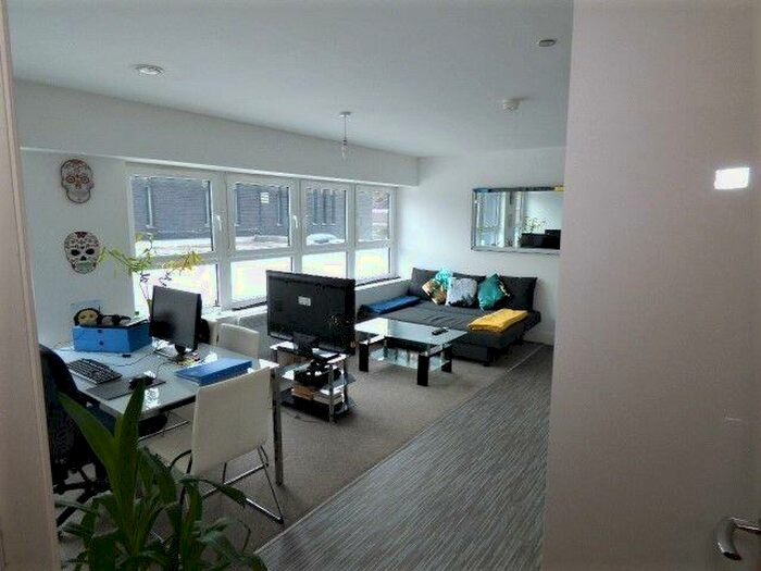 2 Bedroom Apartment To Rent In Acre House, Benbow Street, Sale, M33