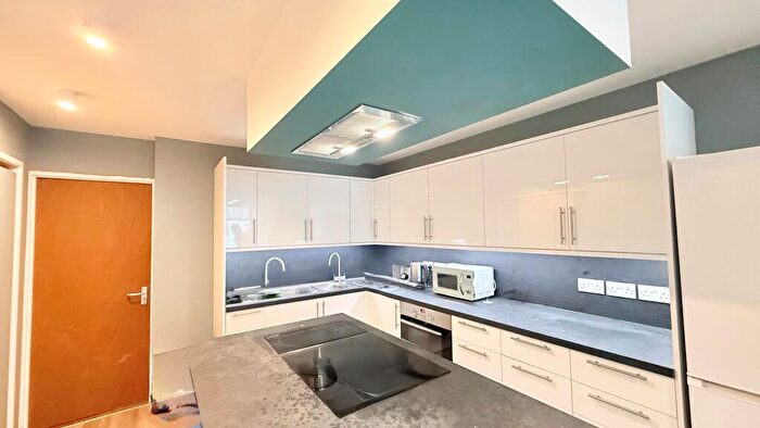 Property To Rent In Woodford Green, IG8