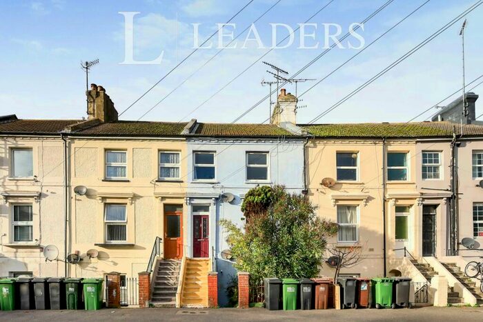 1 Bedroom Flat To Rent In Town Centre, BN21