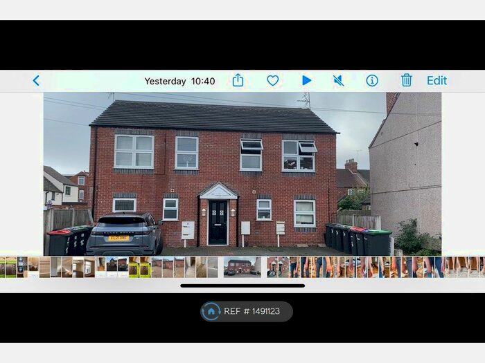 2 Bedroom Flat To Rent In Thornton St, Nottingham, NG17