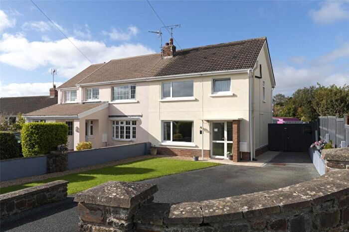 3 Bedroom Semi-Detached House For Sale In Valley Road, Saundersfoot, Sir Benfro, SA69