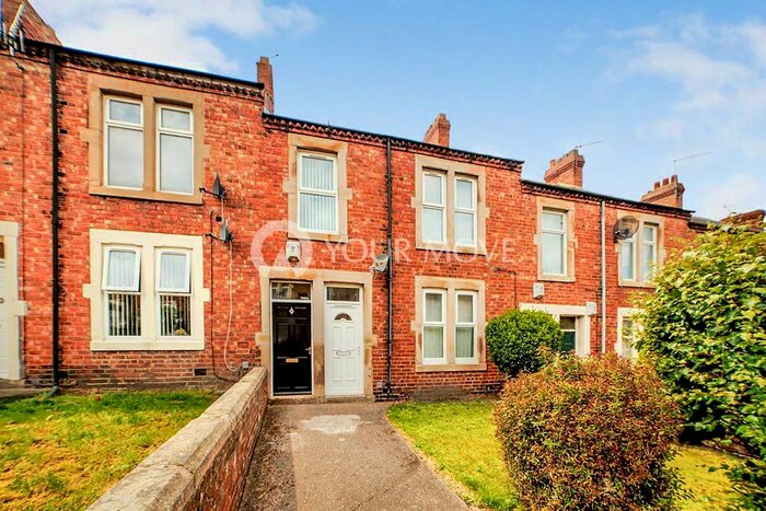 3 Bedroom Flat To Rent In Axwell Terrace, Swalwell, Newcastle Upon Tyne, Tyne And Wear, NE16