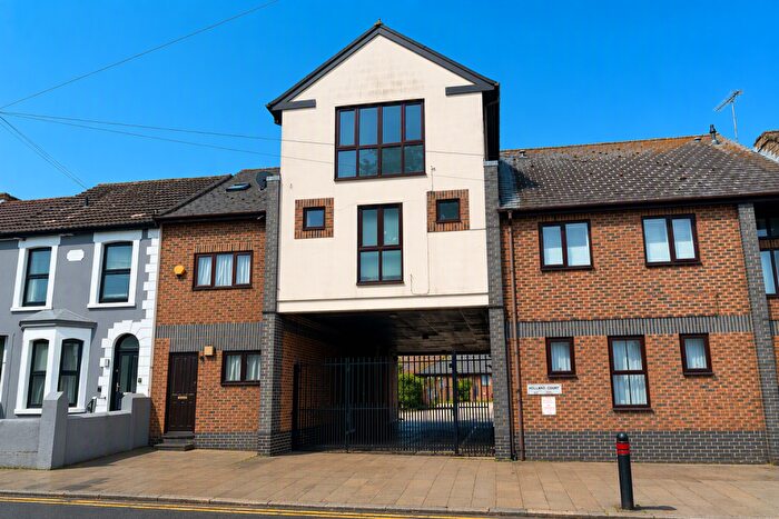 1 Bedroom Flat To Rent In Pollard Court, Trafalgar Street, Gillingham, ME7