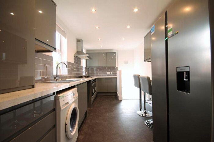 6 Bedroom Maisonette To Rent In Bayswater Road, Jesmond, NE2