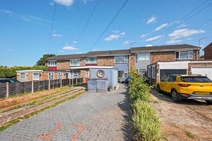 3 Bedroom Terraced House For Sale In Nash Close, Chatham, ME5