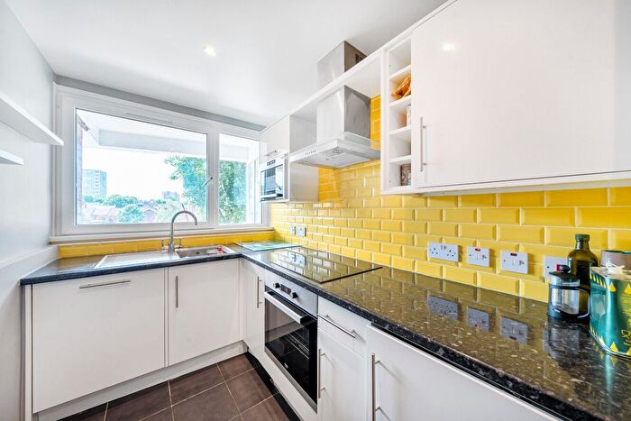 1 Bedroom Flat For Sale In Beckway Street, Walworth, London, SE17