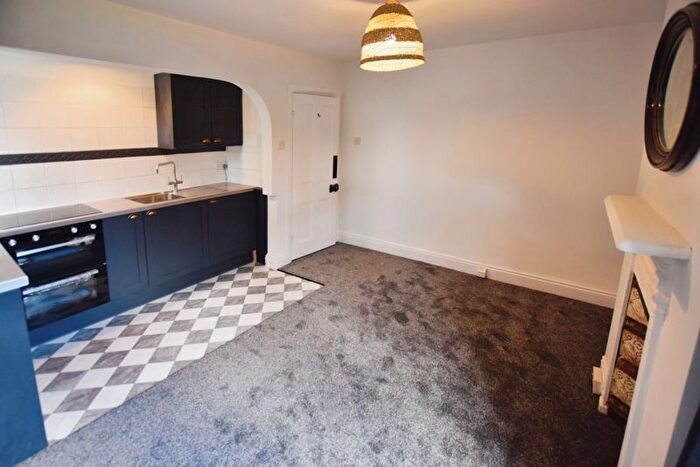 1 Bedroom Flat To Rent In Merton Road, Bedford, MK40