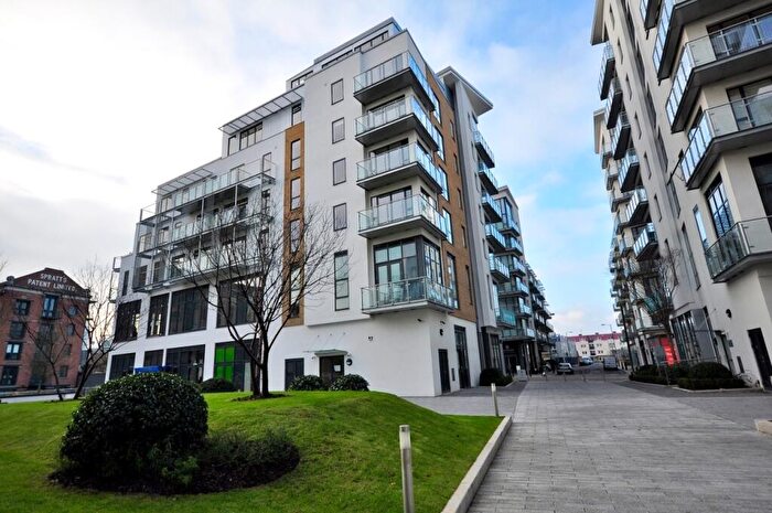1 Bedroom Flat To Rent In Seven Sea Gardens, Caspian Wharf, Poplar, London, E3