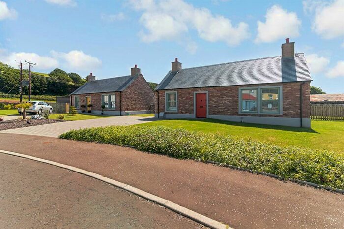 2 Bedroom Bungalow For Sale In Montgomerie View, Seamill, West Kilbride, North Ayrshire, KA23