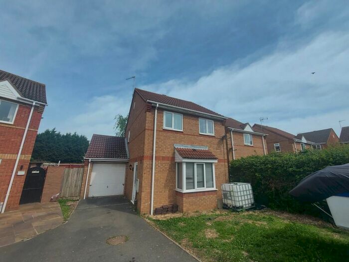 3 Bedroom Property To Rent In Heron Park, Peterborough, PE1